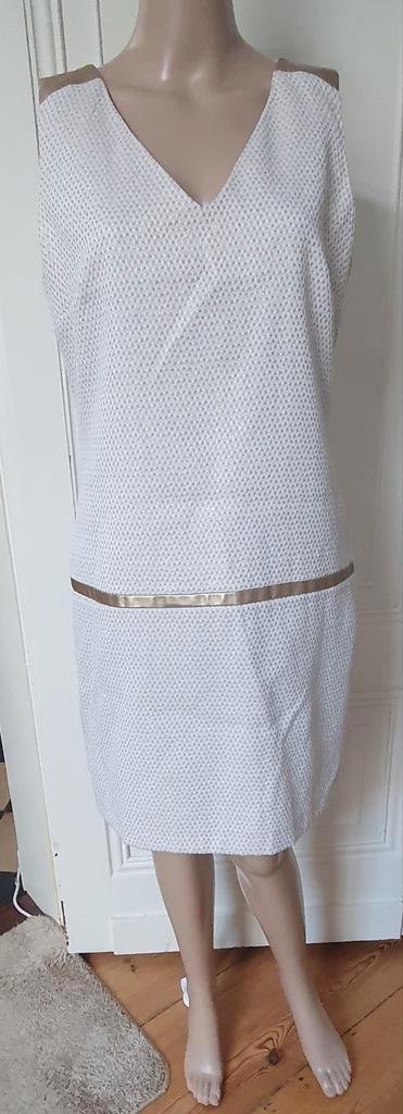 PHILDAR jurk Maat 42 in uitstekende staat, Kleding | Dames, Jurken, Zo goed als nieuw, Maat 42/44 (L), Wit, Onder de knie, Ophalen of Verzenden