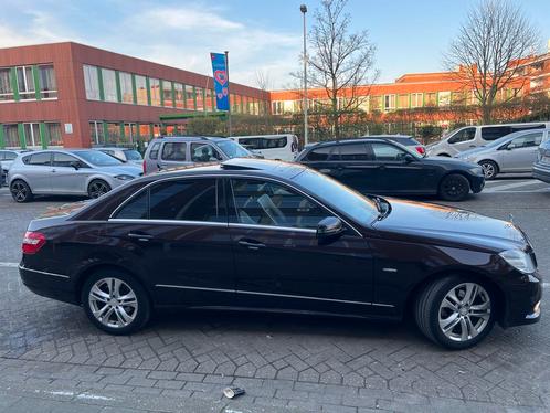 Mercedes E200 avantgarde benzine opendak Bi Xenon, Auto's, Mercedes-Benz, Particulier, Bochtverlichting, Benzine, Zwart, Bruin