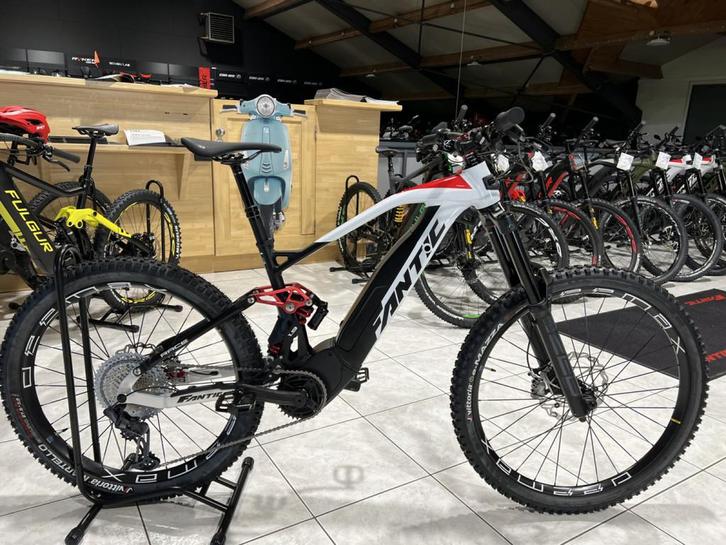 Fantic XEF 1.9 RACE L 720Wh, 29''-27,5'', freins 4 pistons,, Vélos & Vélomoteurs, Vélos | VTT & Mountainbikes, Neuf, Autres marques