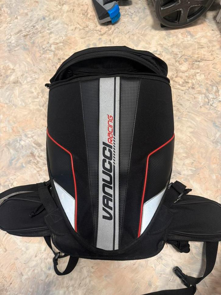 Motor rugzak, Motoren, Accessoires | Koffers en Tassen, Zo goed als nieuw, Ophalen