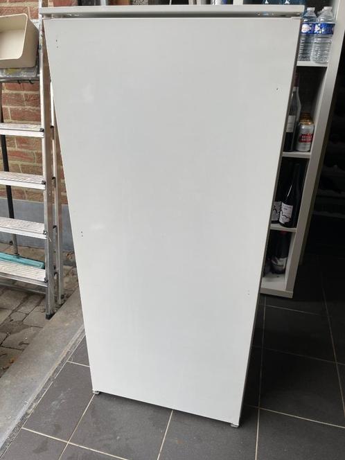 FRIGO encastrable AEG, Electroménager, Réfrigérateurs & Frigos, Comme neuf, Sans bac à congélation, 100 à 150 litres, 120 à 140 cm
