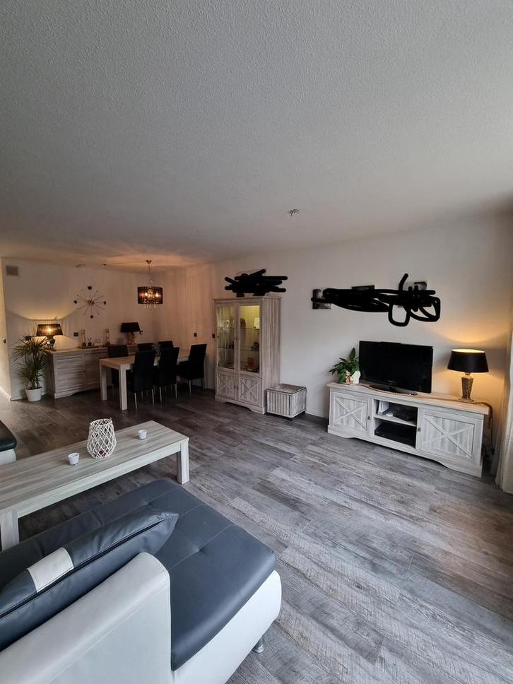 Meubelset. Tafels, dressoir, vitrinekast, tv dressoir, Huis en Inrichting, Complete eetkamers, Gebruikt, Ophalen