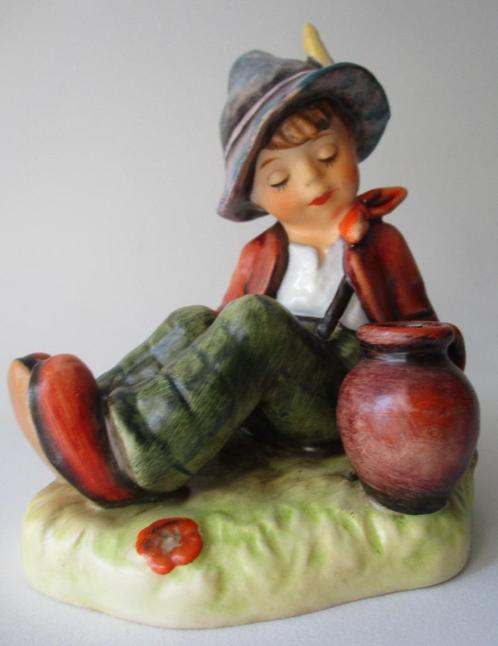 M I Hummel:409-Coffee Break-11cm.-TMK-6'98 -Speciale Uitgave, Collections, Statues & Figurines, Comme neuf, Hummel, Envoi