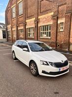 Skoda Octavia Combi Ambition, Voorwielaandrijving, Wit, 5 deurs, Particulier