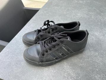 Zwarte sneakers Adidas