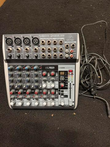 Behringer mixer, XENYX 1202, 12 kanaal multi FX processor beschikbaar voor biedingen