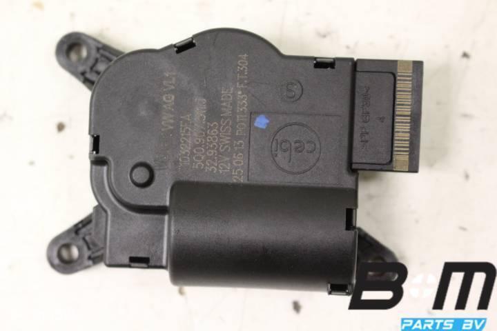 Kachelstelmotor Volkswagen Golf 7 Variant 5Q0907511J, Auto-onderdelen, Airco en Verwarming, Gebruikt