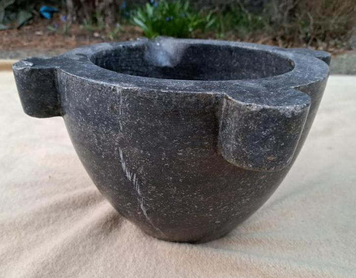 Grote vijzel in zwart marmer, Antiek en Kunst, Curiosa en Brocante, Ophalen