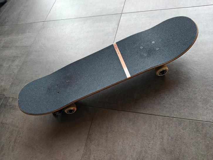 Skateboard Globe Resin 7.75 / Tensor trucks, Sport en Fitness, Skateboarden, Zo goed als nieuw, Skateboard, Ophalen