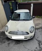 Mini one Benzine met maar liefst 176.000km, Auto's, Mini, Stof, Zwart, Wit, Bedrijf
