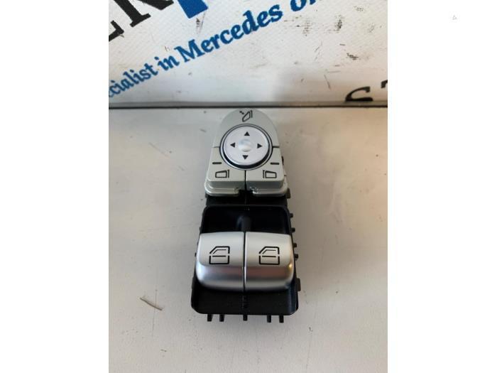 Elektrisch Raam Schakelaar van een Mercedes Vito, Auto-onderdelen, Dashboard en Schakelaars, Mercedes-Benz, Nieuw, 12 maanden garantie
