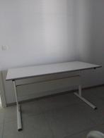 Bureau en Bureaustoel ., Huis en Inrichting, Ophalen, Zo goed als nieuw