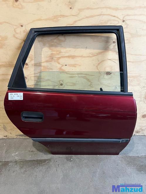 OPEL ASTRA F Rood Z549 rechts achter deur hatchback 1991-199, Auto-onderdelen, Carrosserie, Deur, Opel, Gebruikt, Ophalen of Verzenden