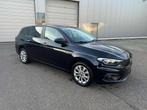 Fiat Tipo 1.4i Lounge/Navigatie/Aut Airco/1j gar(1), Auto's, Stof, 95 pk, Zwart, 5 deurs