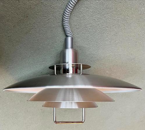 Luminaire metal suspendu IKEA avec hauteur ajustable, Huis en Inrichting, Lampen | Wandlampen, Gebruikt