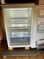 Inbouwkoelkast AEG A+, Classe énergétique A ou plus économe, 85 à 120 cm, Sans bac à congélation, Enlèvement