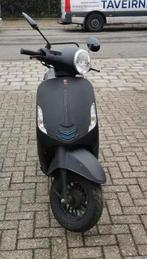 Une trottinette de classe commence bien !, Vélos & Vélomoteurs, Vélomoteurs & Scooters bridés, Enlèvement ou Envoi, Comme neuf