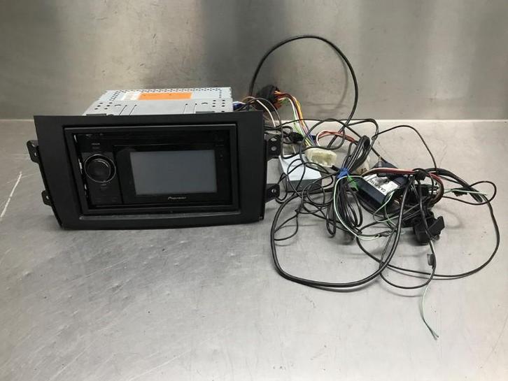 RADIO Suzuki SX4 (EY / GY) (01-2006/07-2010) (|AVICF320BT|), Autos : Pièces & Accessoires, Autres pièces automobiles, Suzuki, Utilisé