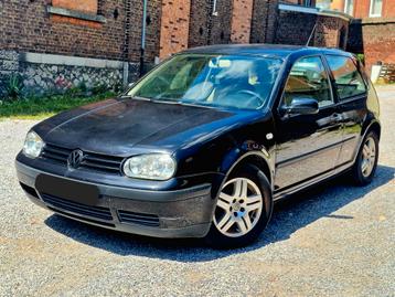 Golf 4 diesel feuille rose  0488193582, Autos, Achat, Diesel, 3 portes, Euro 3