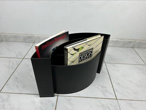 Vintage Italiaanse magazine houder 'wave' jaren 90, Huis en Inrichting, Woonaccessoires | Krantenbakken en Lectuurbakken, Gebruikt