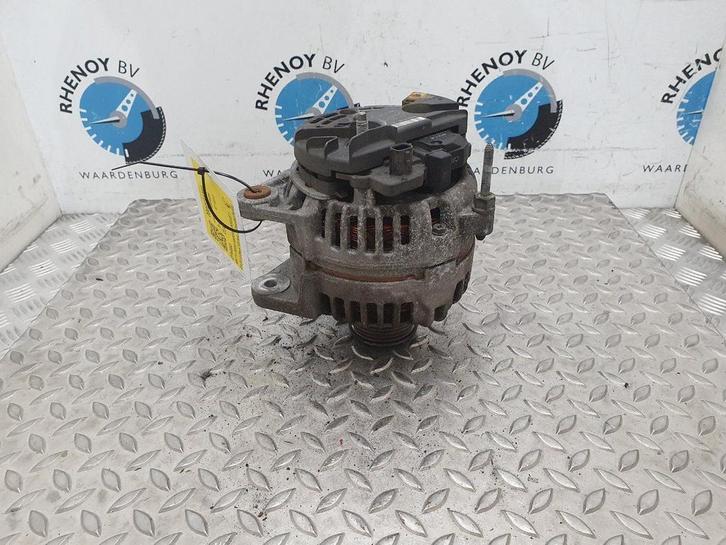 RENAULT CLIO [ALTERNATOR] 2011, Auto-onderdelen, Motor en Toebehoren, Gebruikt, ARN erkend, Stiba lid, Erkend duurzaam, Ophalen of Verzenden