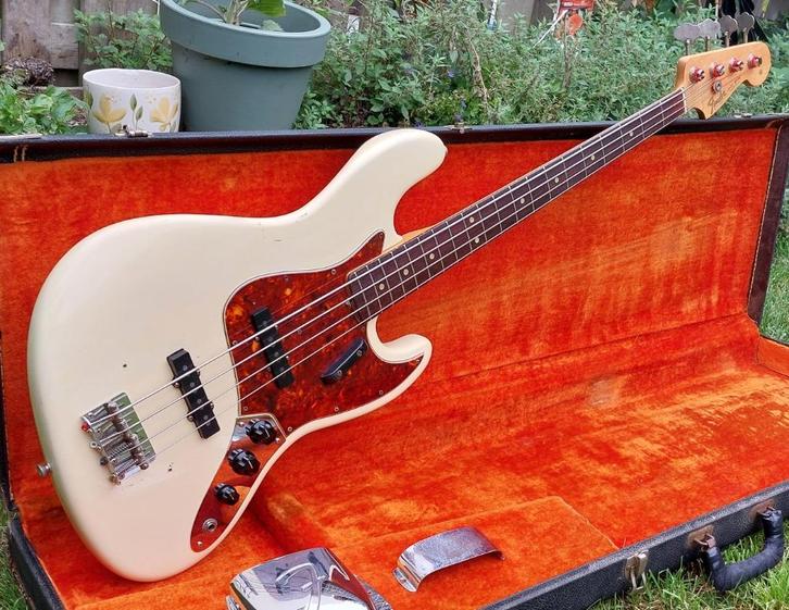 Fender Jazz Bass 1965 L-series (inruil mogelijk), Muziek en Instrumenten, Snaarinstrumenten | Gitaren | Bas, Gebruikt, Elektrisch
