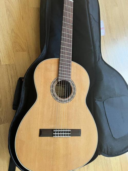 PRUDENCIO SAEZ gitaarkwaliteit CEDRE hout en MAHONIE, Muziek en Instrumenten, Snaarinstrumenten | Gitaren | Akoestisch, Zo goed als nieuw