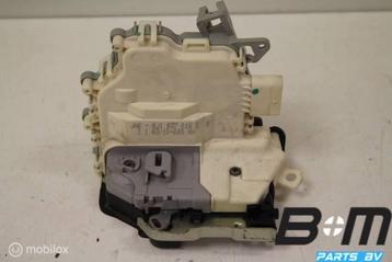 Portierslot RV(bijrijderskant) Audi TT 8J1837016C beschikbaar voor biedingen