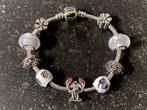 Magnifique bracelet Lilo & Stitch, NOUVEAU, Rose, Enlèvement ou Envoi, Neuf, Avec bracelets à breloques ou perles