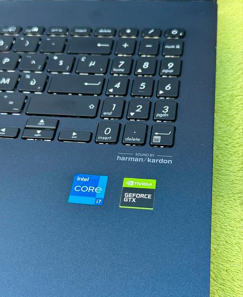 Mooie 15.6”Asus/ i7-9750H/24gb ram/512gb ssd/1000gb hdd/, Computers en Software, Laptop-opladers, Zo goed als nieuw, Ophalen