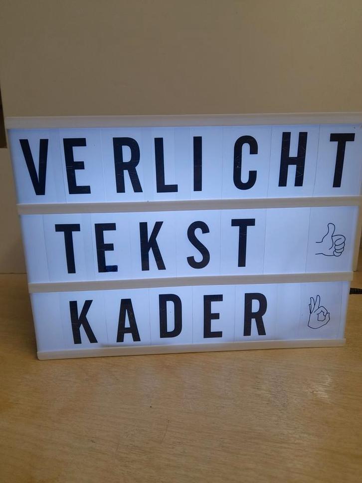 Letterkrant , verlicht tekstpaneeltje met leds., Huis en Inrichting, Woonaccessoires | Tekstborden en Spreuken, Zo goed als nieuw