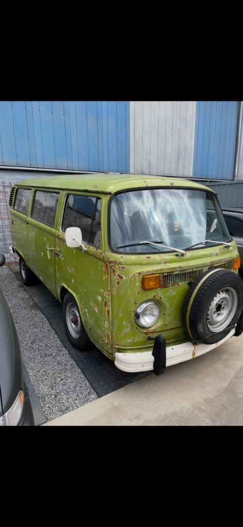 Volkswagen T2, Auto's, Oldtimers, Particulier, Trekhaak, Volkswagen, Benzine, Overige carrosserie, 4 deurs, Handgeschakeld, Groen