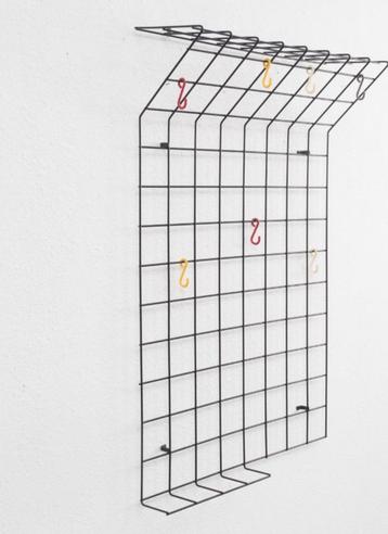 String Coat rack by Karl Fichtel 50s. beschikbaar voor biedingen