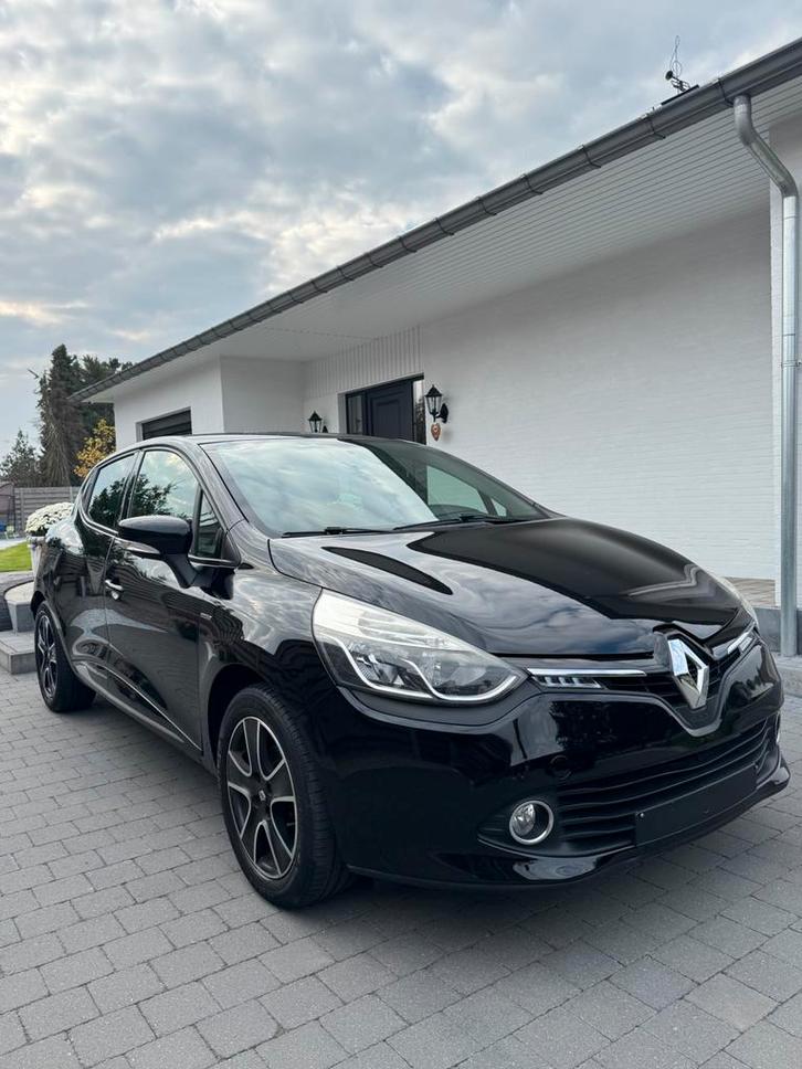 Renault Clio bj2015 1.2 16v, Auto's, Renault, Particulier, Clio, ABS, Airbags, Airconditioning, Alarm, Apple Carplay, Bluetooth