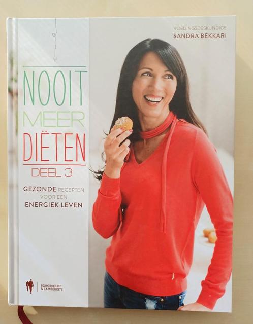 Sandra Bakkari - Nooit meer Diëten 3, Livres, Livres de cuisine, Comme neuf, Cuisine saine, Enlèvement ou Envoi