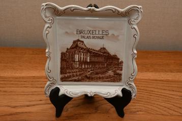 Royal Palace Brussels frame - Saksisch porselein beschikbaar voor biedingen