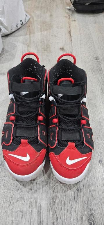Nike uptempo  beschikbaar voor biedingen