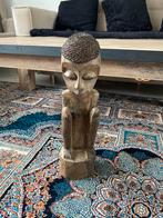 Très belle statue africaine en bois, Enlèvement