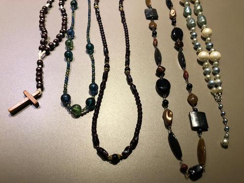 Lange glasparel kettingen in verschillende kleuren, Bijoux, Sacs & Beauté, Colliers, Comme neuf, Enlèvement ou Envoi