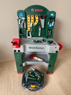 Werkbank Bosch + extra koffertje gereedschap, Kinderen en Baby's, Speelgoed | Speeltafels, Ophalen, Zo goed als nieuw