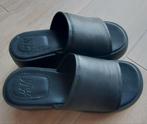Zwarte plateau slippers H&M mt.39, Comme neuf, Noir, H&M, Enlèvement ou Envoi