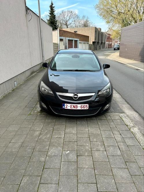 Opel astra 1.6 TURBO, Auto's, Opel, Particulier, Astra, ABS, Adaptive Cruise Control, Airbags, Airconditioning, Bluetooth, Boordcomputer