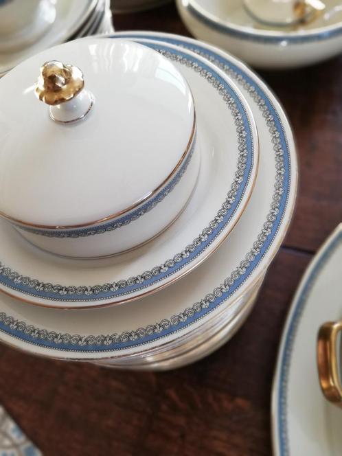 Rosenthal Servies Corona 11 pers. blauw/creme/zwart/goud, Antiek en Kunst, Antiek | Servies compleet, Ophalen