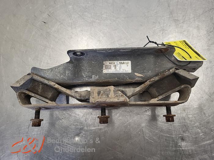 Versnellingsbak Steun van een Dodge RAM, Auto-onderdelen, Ophanging en Onderstel, Dodge, Gebruikt, 3 maanden garantie, Ophalen of Verzenden