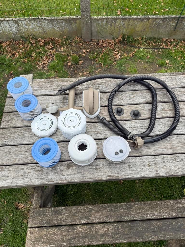 Jacuzzi onderdelen, Ophalen, Zo goed als nieuw