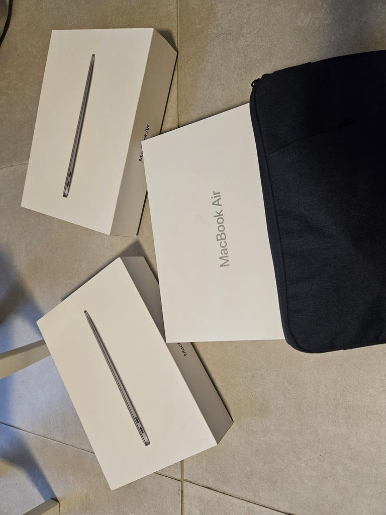 3 MacBook Air 2018, 2019, 2020 avec accessoires, Informatique & Logiciels, 256 GB, Enlèvement ou Envoi, Comme neuf, MacBook Air