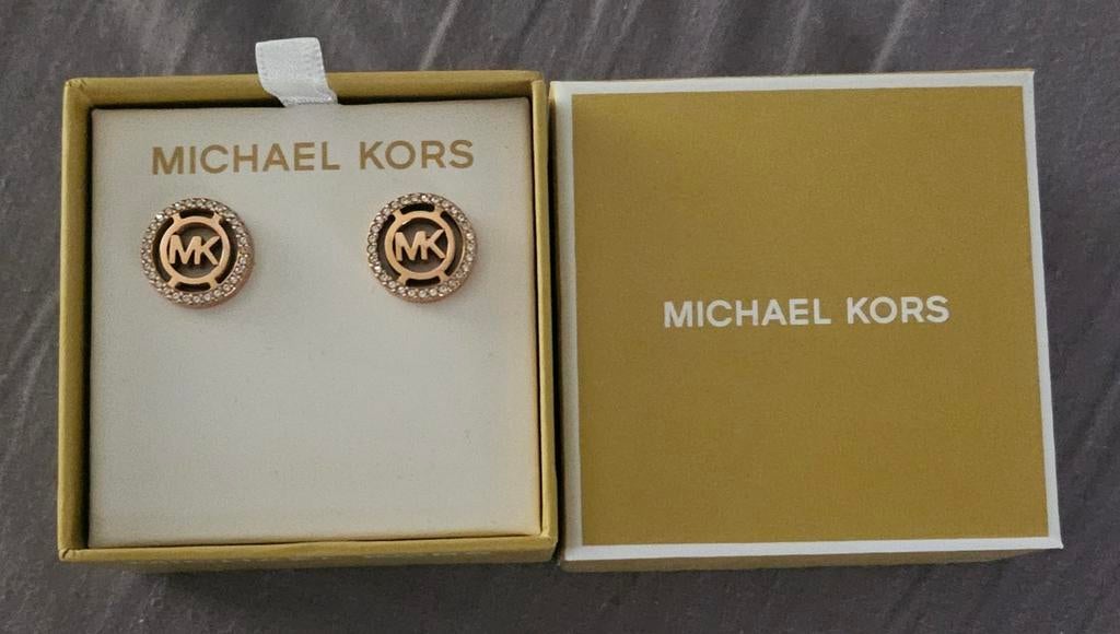 Michael Kors oorstekers, Handtassen en Accessoires, Oorbellen, Ophalen of Verzenden, Zo goed als nieuw, Roze, Knopjes of Stekers