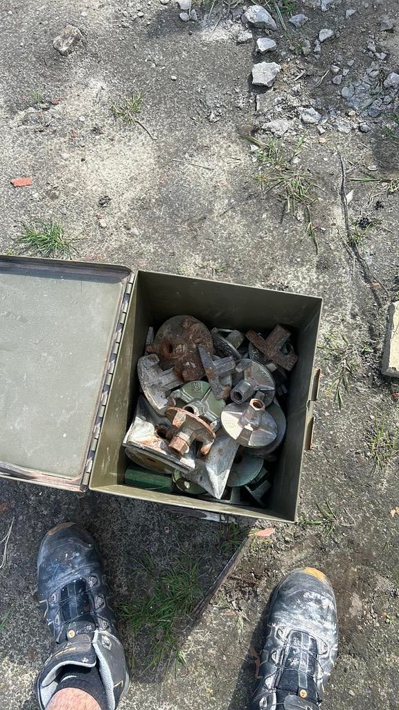 Bekisting materiaal, Ophalen, Gebruikt