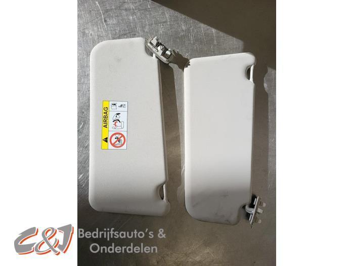 Zonneklep set van een Peugeot Partner, Auto-onderdelen, Interieur en Bekleding, Peugeot, Gebruikt, 3 maanden garantie, Ophalen of Verzenden