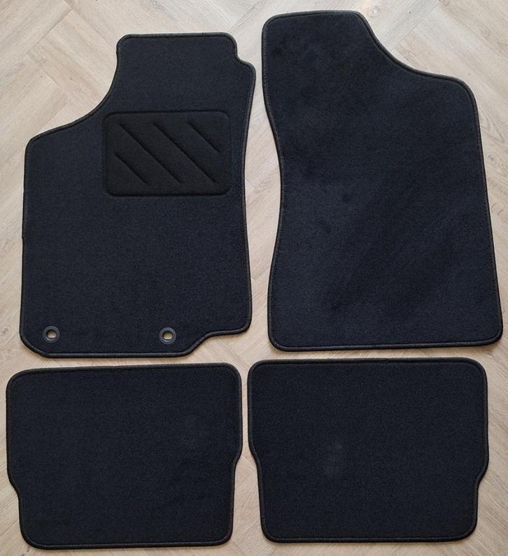 Automatten Volkswagen Passat bouwjaar 1988-1996, Autos : Divers, Accessoires de voiture